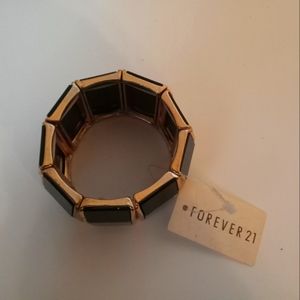 2028 Gold-Tone Black Rectangle Stretch Bracelet